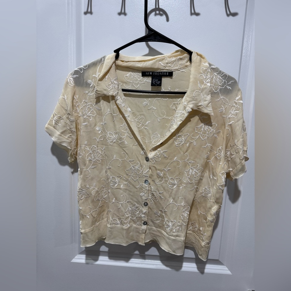 Vintage New Frontier 100% silk shirt size L
